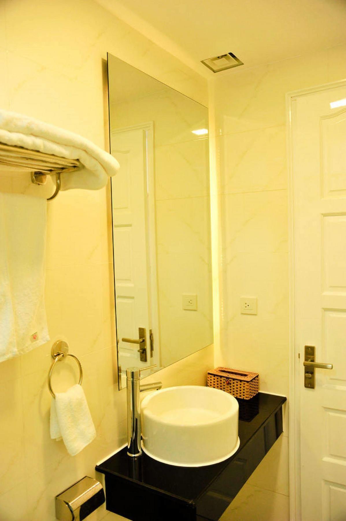 Allure Hotel Thuy Trieu Екстер'єр фото